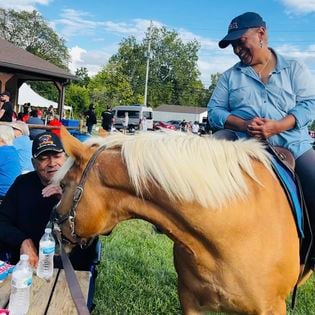 Family Friendly Entertainment, Mobile Pony Zoo, Mobile Petting Zoo, Grove City OH, Circleville OH, Chillicothe OH, Columbus OH, Ohio